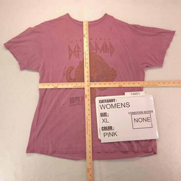 Def Leppard Band Graphic Short Sleeve T Shirt Womens Size Extra Large XL Pink - Picture 5 of 9